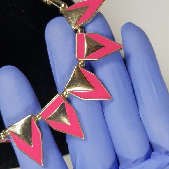 Gold tone Chain Pink and Gold color Spike Statement Necklace - Women's Jewelry - Picture 3 of 6